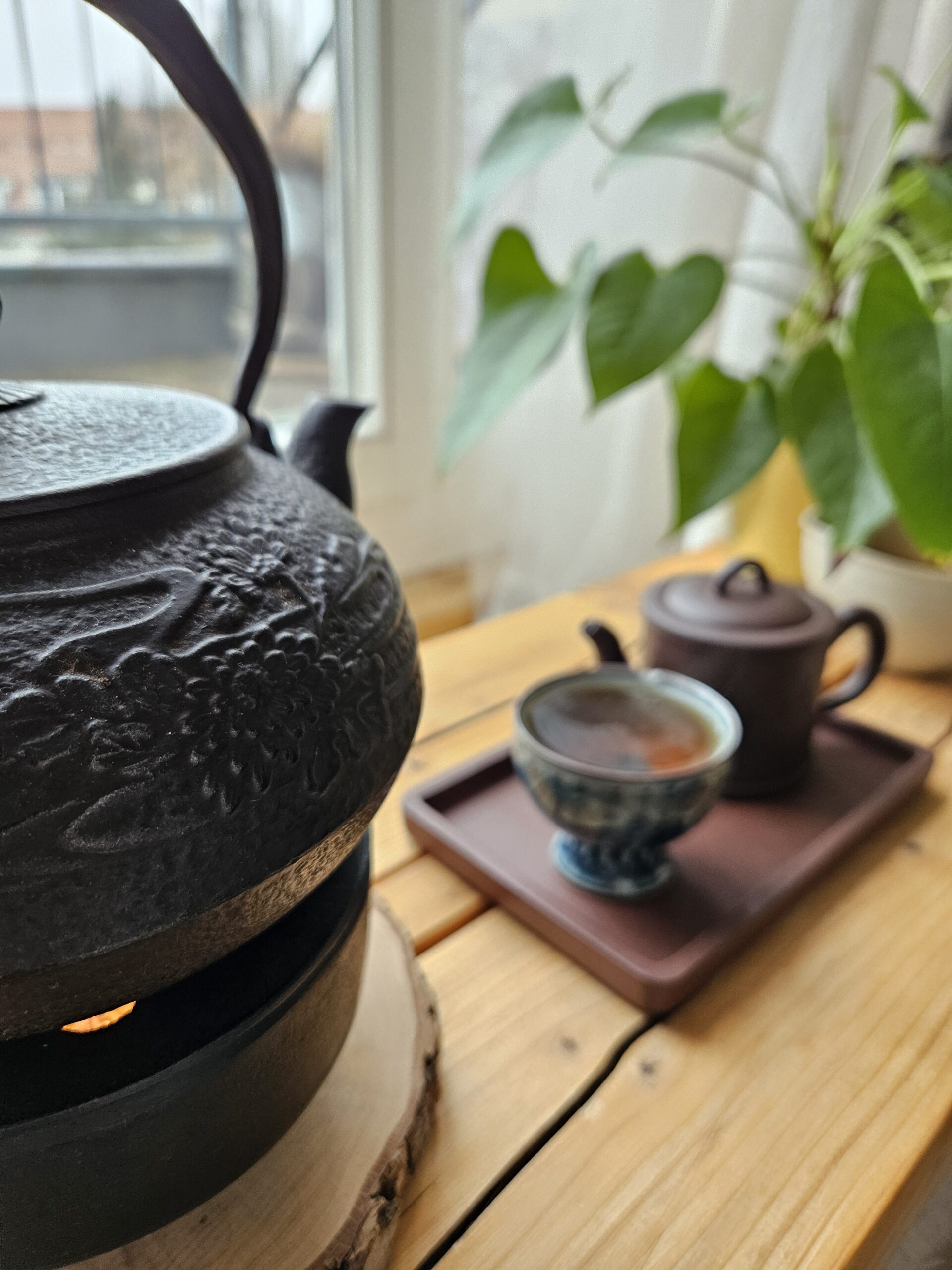 Taiwanesische Teezeremonie in Stille "Leaves in a bowl " - 29.03.2026 | 15:00 Uhr – Bild 4